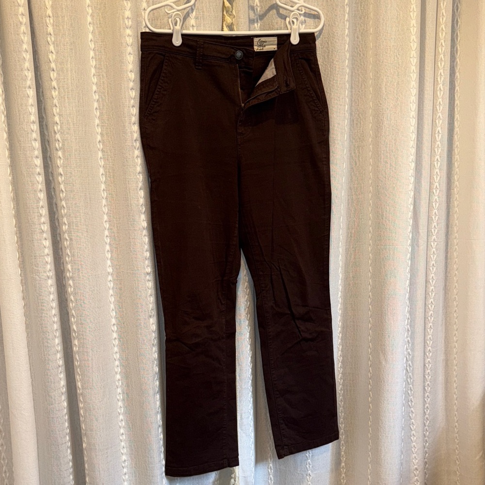 Chic Boot Cut Jeans in Deep Brown